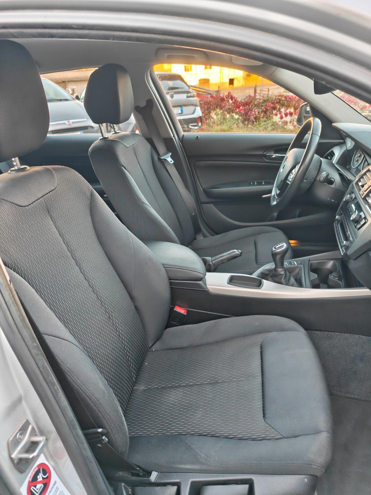 Bmw 116d 5p. Efficient Dynamics