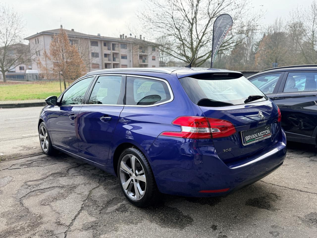 Peugeot 308 BlueHDi 130 S&S EAT8 SW Allure