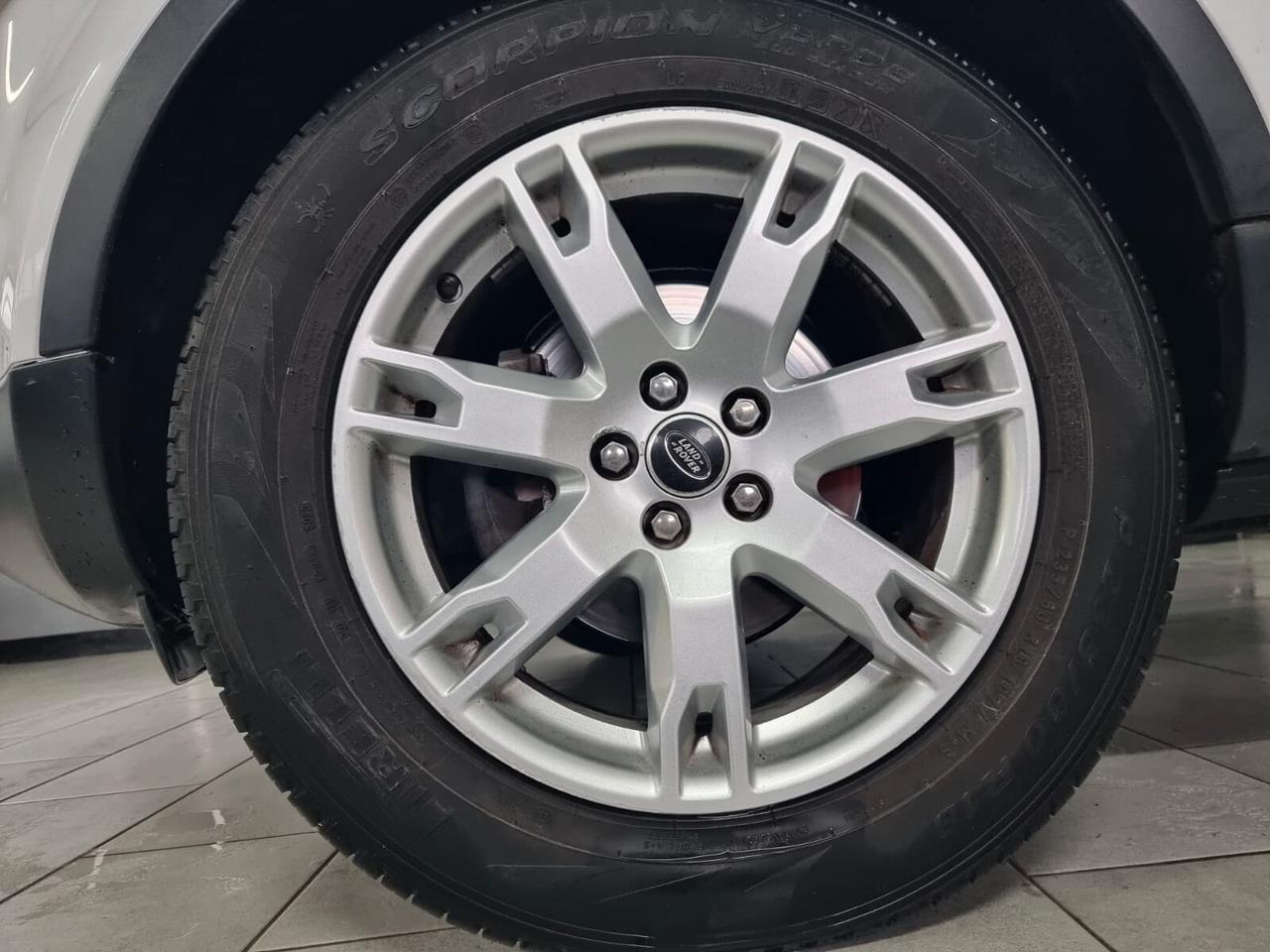 Land Rover Range Evoque 2.2 TD4 5p. Pure