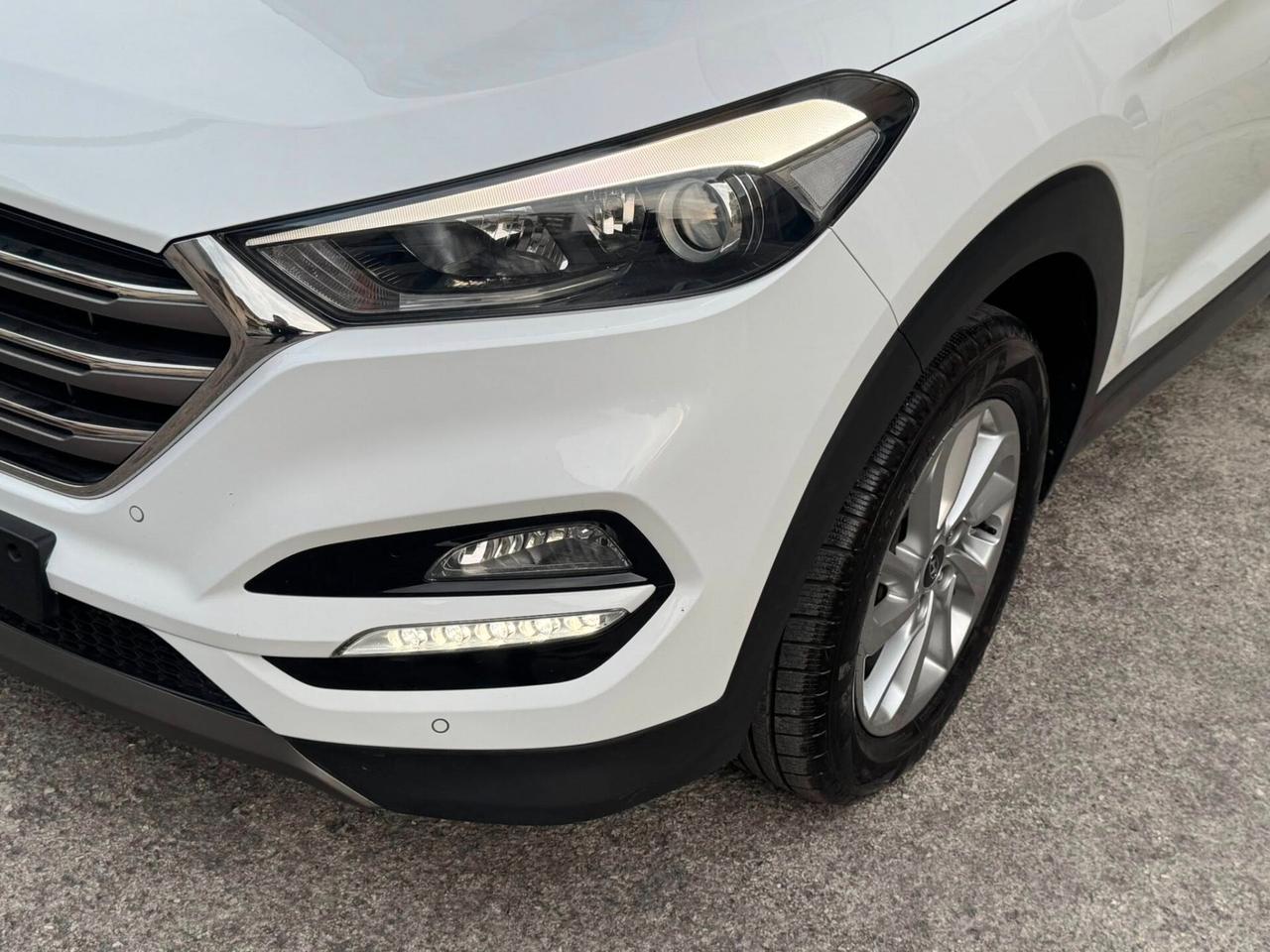 HYUNDAI TUCSON 1.7 CRDI 115 CV. TETTO APRIB.+NAVI
