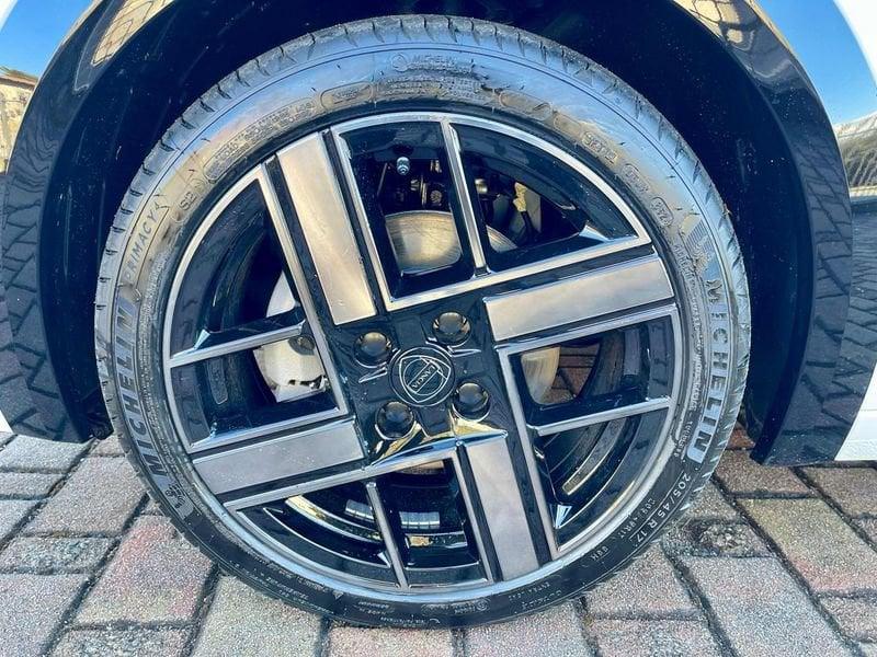 Lancia Ypsilon 1.2 Hybrid e-DCT LX - NUOVA