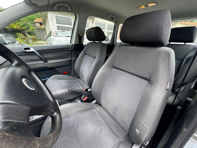 VOLKSWAGEN Polo 1.2/64CV 12V 5p. Comfortline adatta a neopatentato