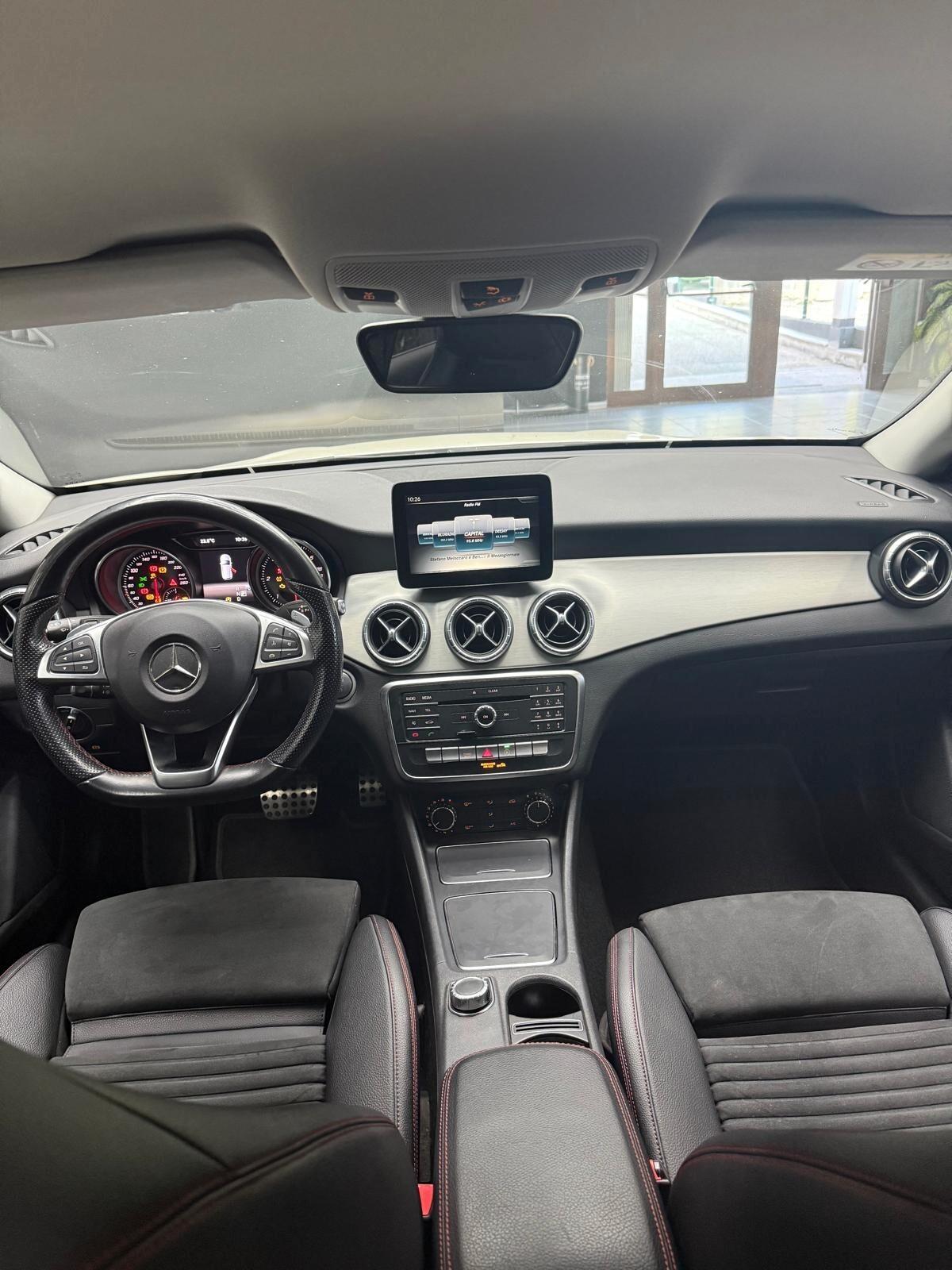 Mercedes-benz CLA 220 d 4Matic Automatic Premium