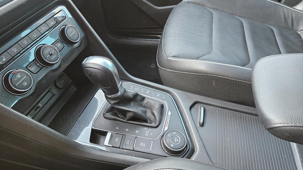 Volkswagen Tiguan 2.0 tdi Executive 4motion 150cv dsg ACC-PELLE-TETTO-CAM