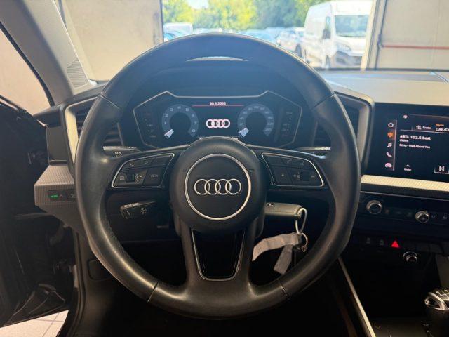AUDI A1 citycarver 30 TFSI Identity Contrast