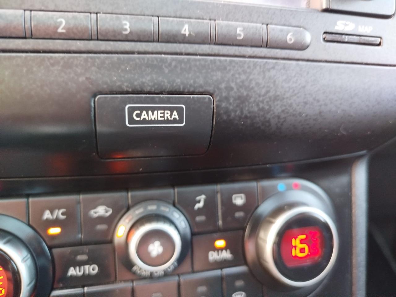 Nissan Qashqai 1.6 dCi DPF Tekna