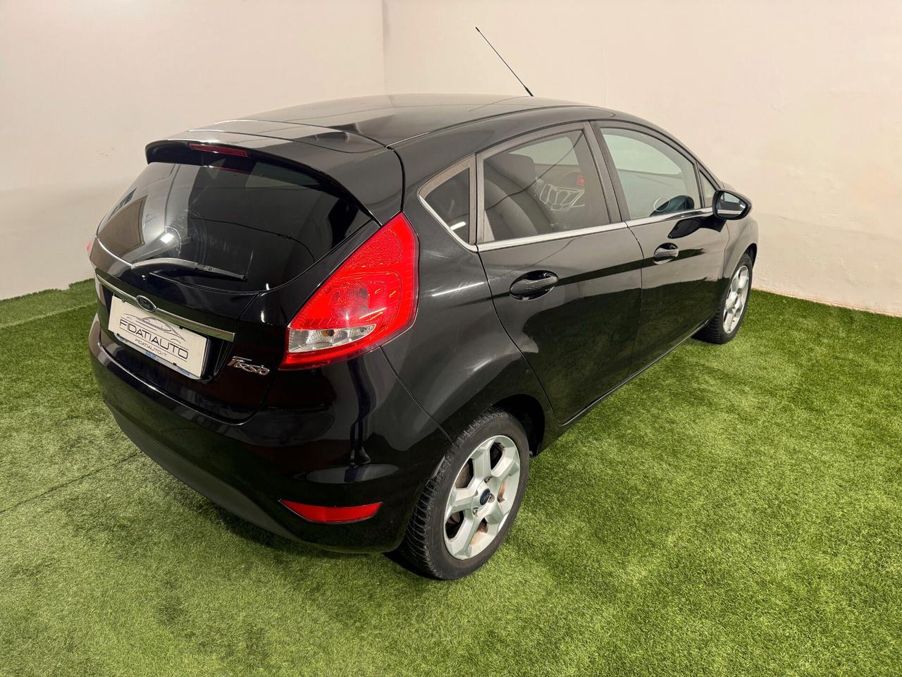 Ford Fiesta 1.4 5p. Bz-GPL TITANIUM EURO5