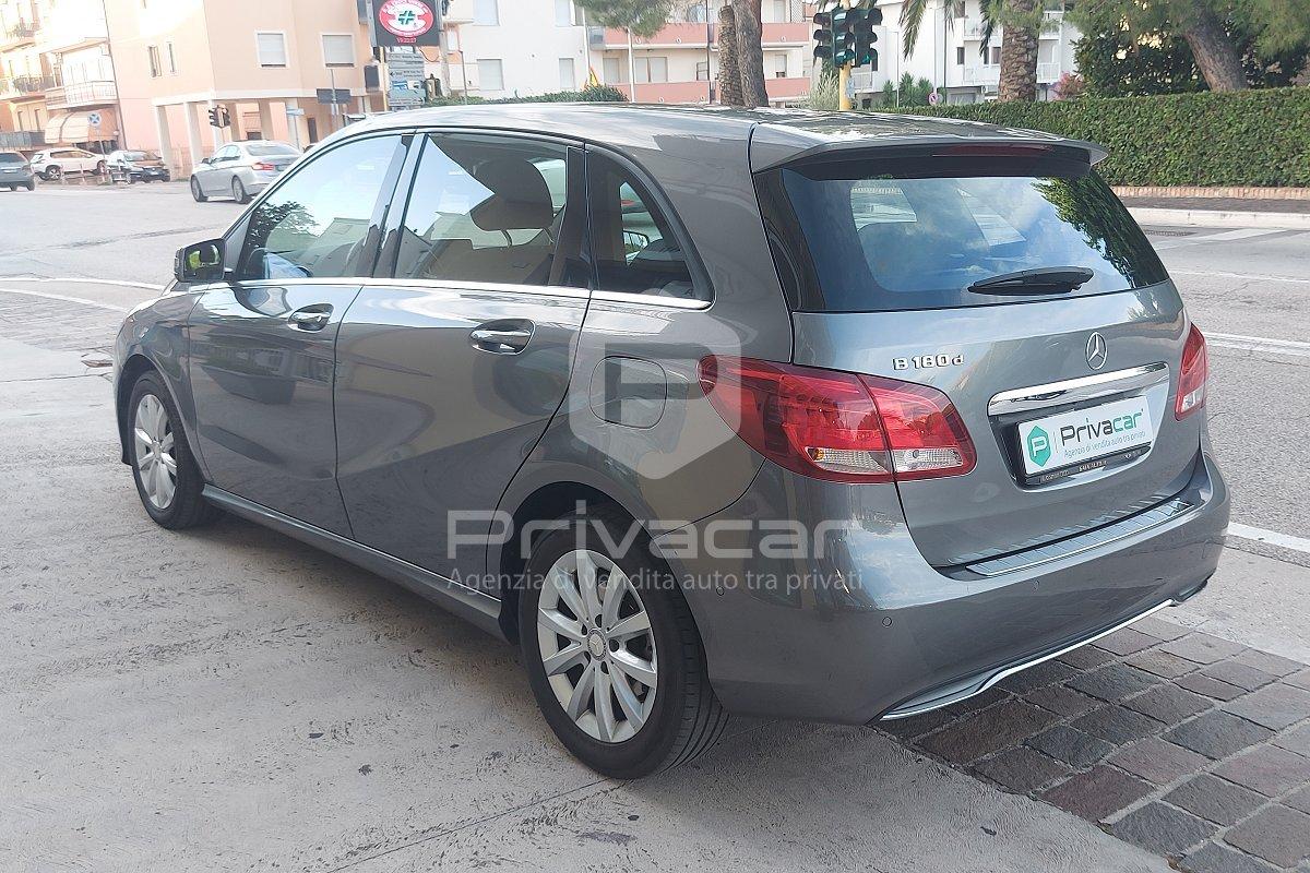 MERCEDES B 180 d Business Extra
