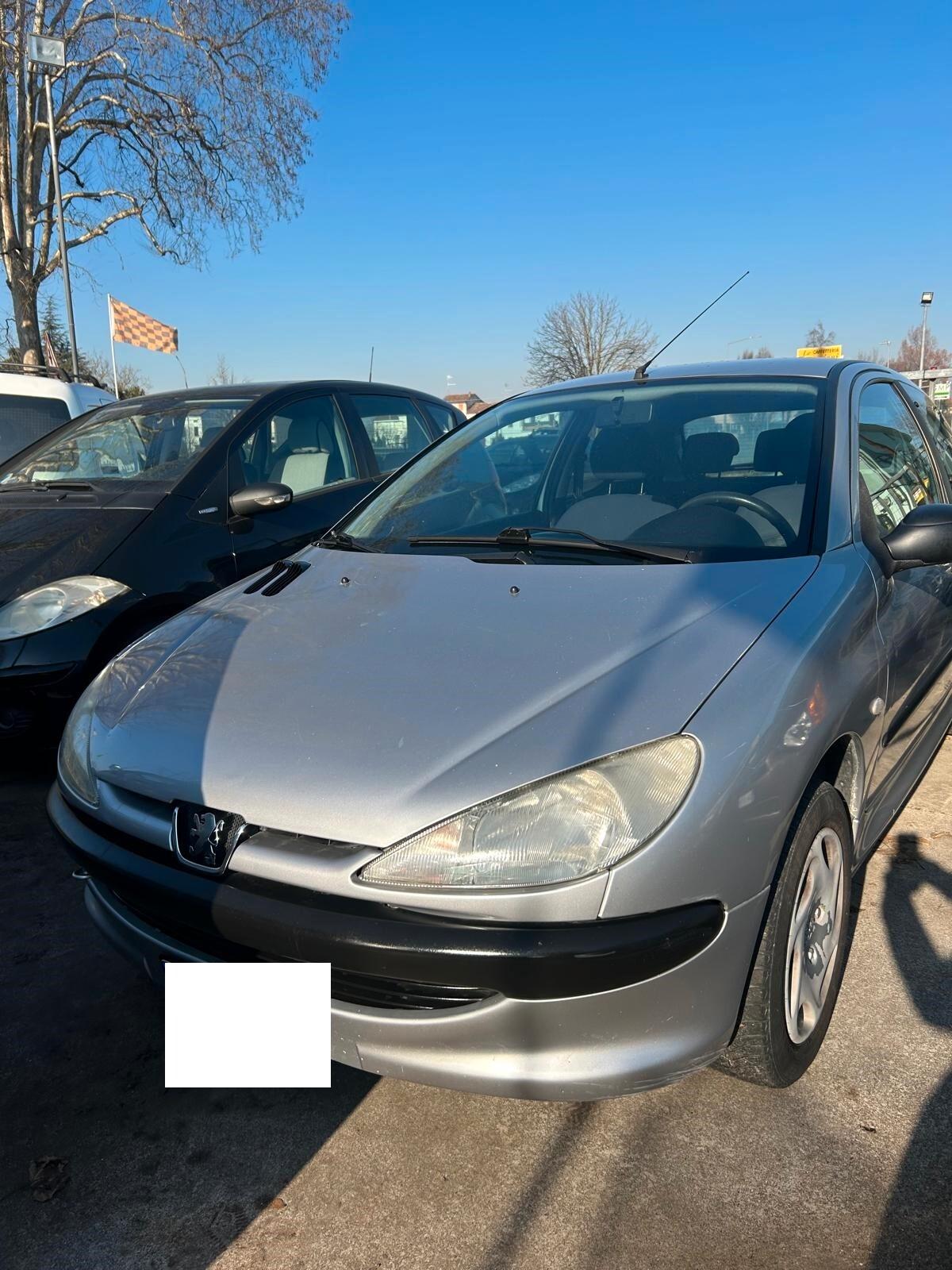 Peugeot 206 1.1 3p. XT OK Neo patentati