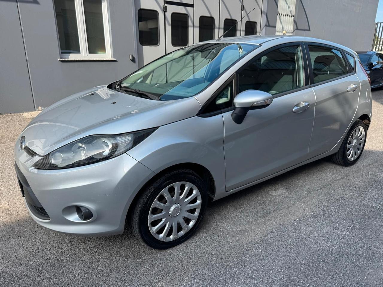 Ford Fiesta Fiesta+ 1.4 5 porte Bz.- GPL