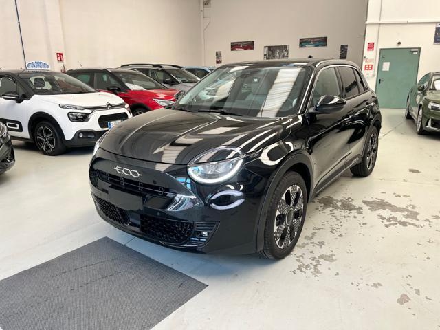 FIAT 600 Hybrid 100 CV DCT MHEV La Prima Km 0