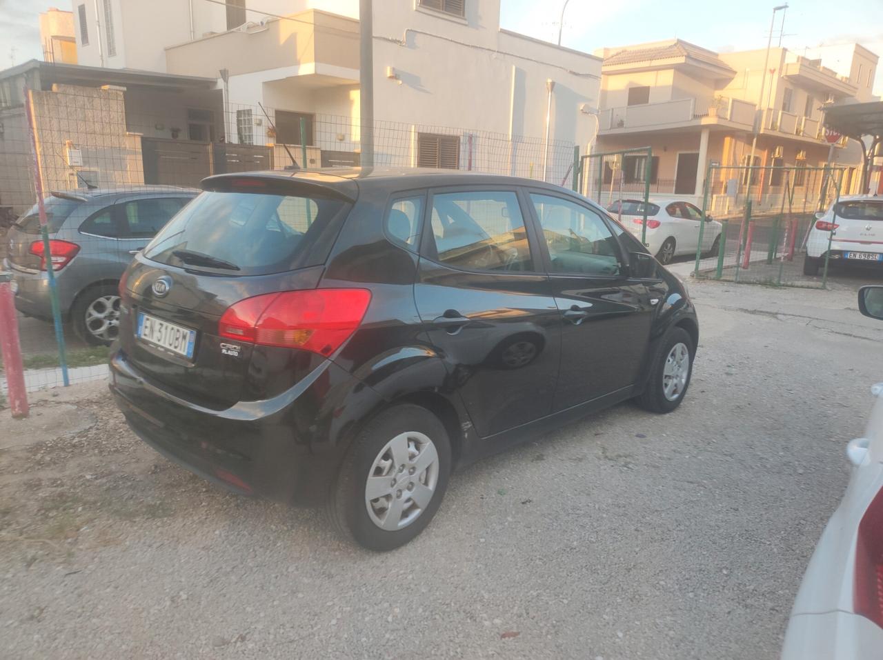Kia Venga 1.4 CRDi 77CV Easy