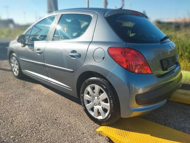 Peugeot 207 1.4 8V 75CV 5p. Energie Sport ECO GPL