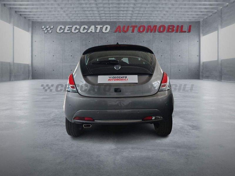 Lancia Ypsilon Ypsilon 1.0 firefly hybrid Platino s&s 70cv
