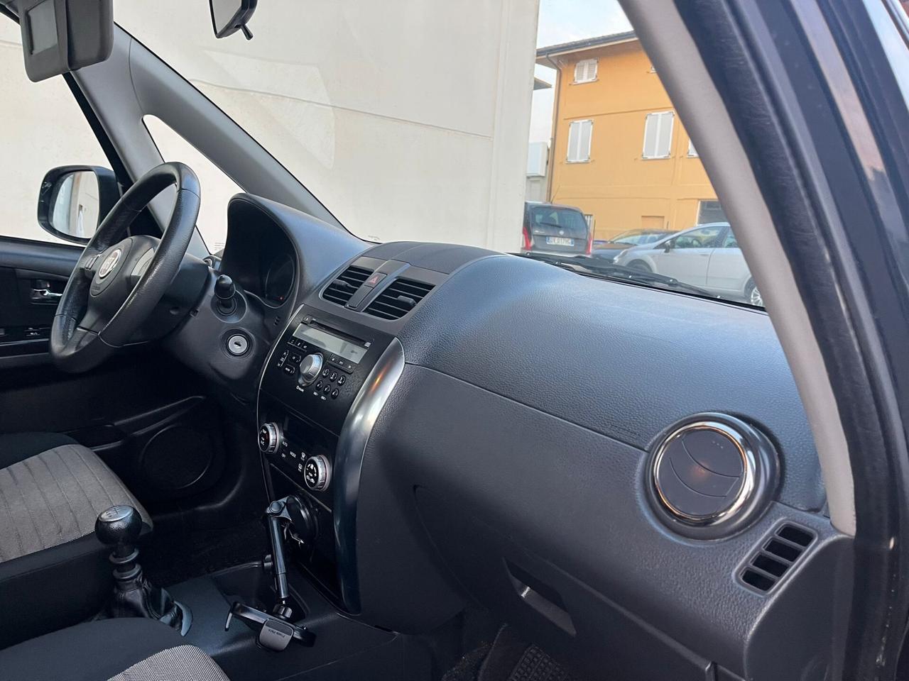 Fiat Sedici 2.0 MJT 16V DPF 4x4 Experience