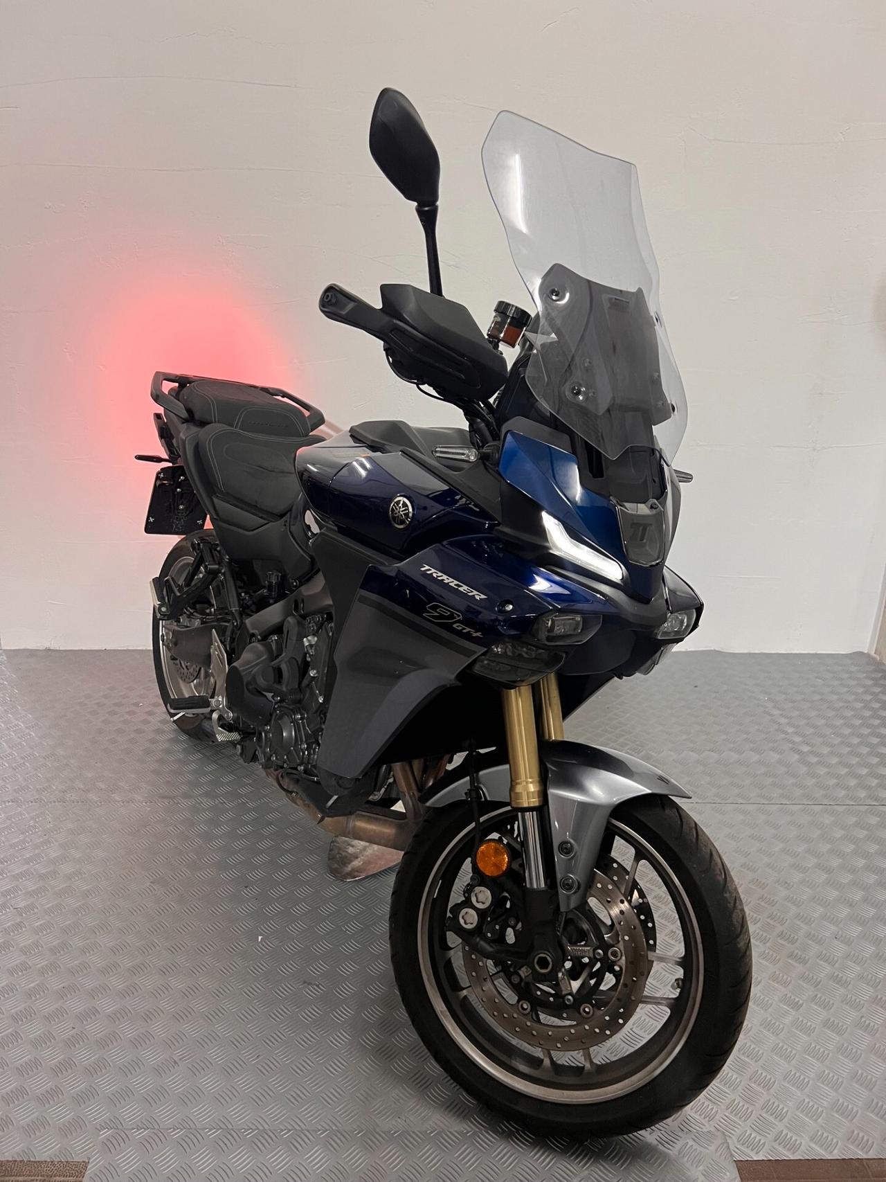 Yamaha Tracer 9 GT + Y-AMT
