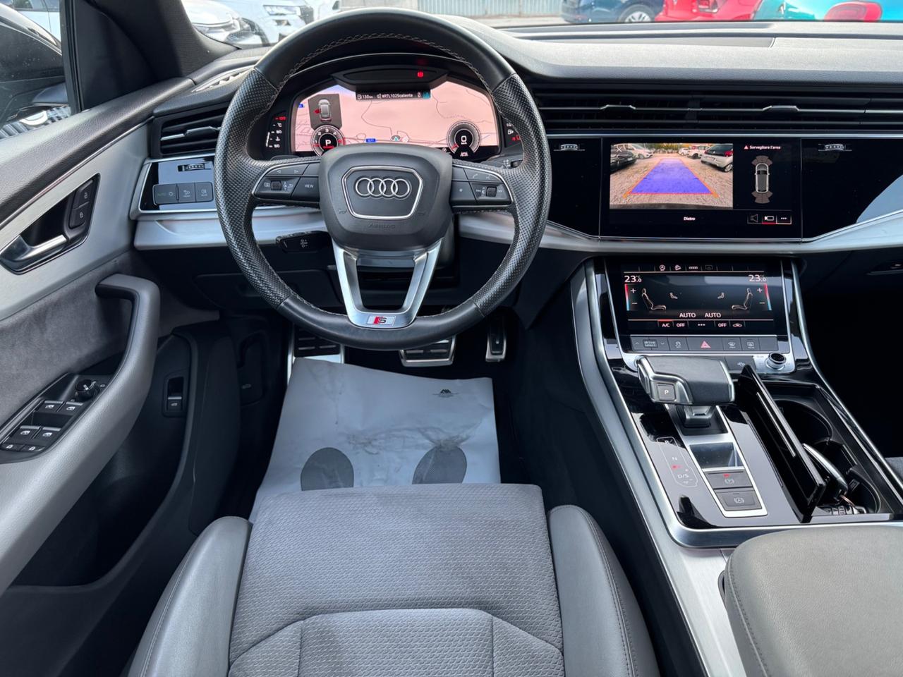 Audi Q8 45 TDI quattro S-Line Sport Tetto