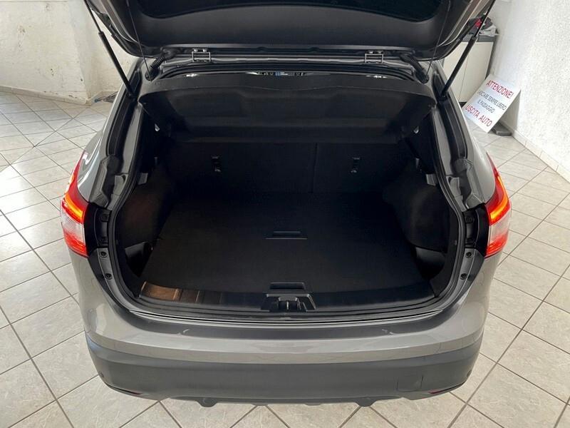Nissan Qashqai 1.5 dCi DPF Tekna