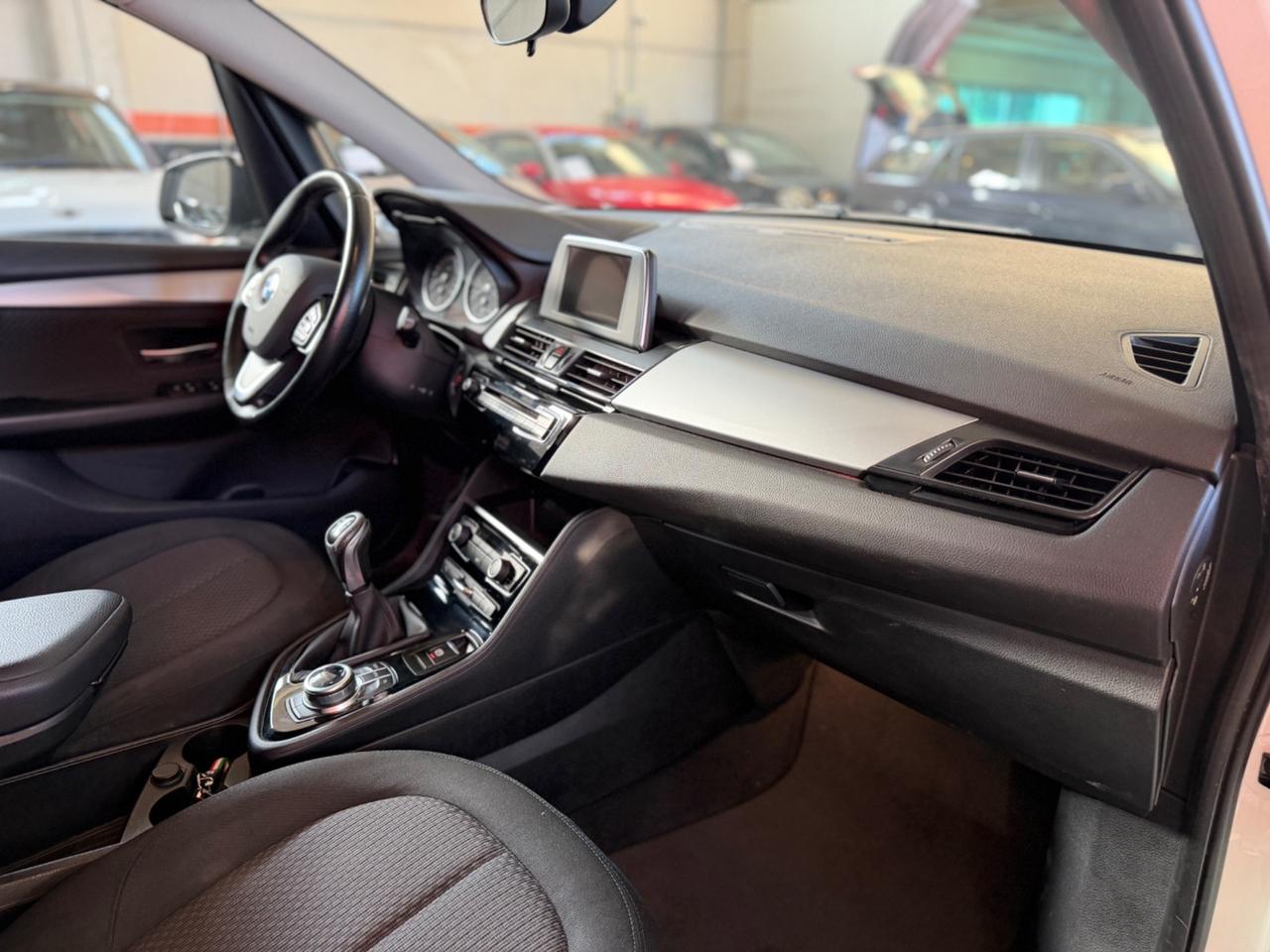 Bmw 2er Active Tourer 218i Advantage NEOPATENTATI