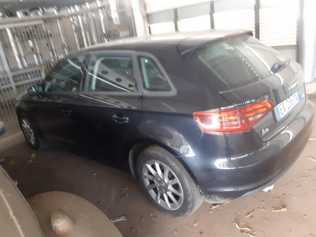 Audi A3 SPB 1.6 TDI ultra Ambition - 2014