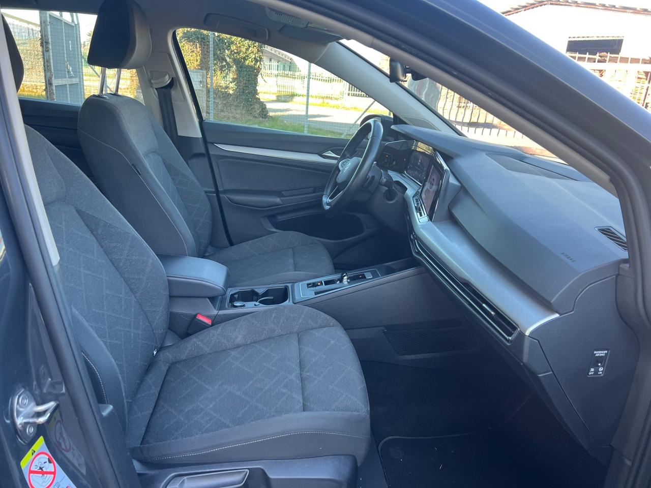 Volkswagen Golf 1.0 TSI EVO Life FINANZIABILE