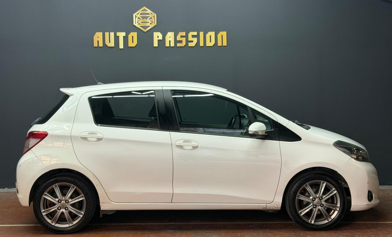 Toyota Yaris 1.0 5 porte Lounge