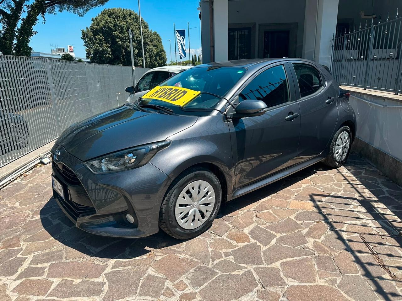 Toyota Yaris 1.5 Hybrid 5 porte Business