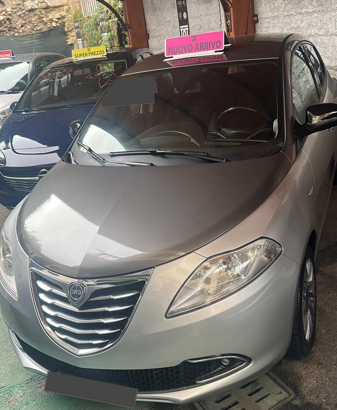 Lancia Ypsilon / BI colore / FINANZIAMENTI