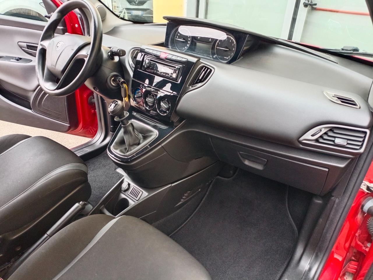 Lancia Ypsilon 1.2 GPL Ecochic Elefantino