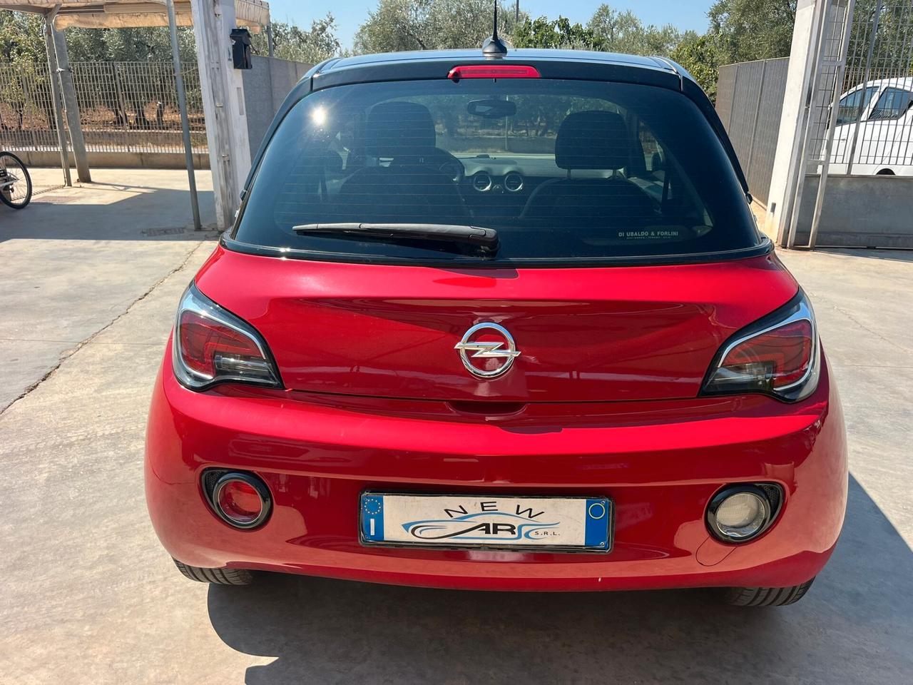 Opel Adam 1.4 87 CV GPL Tech Unlimited