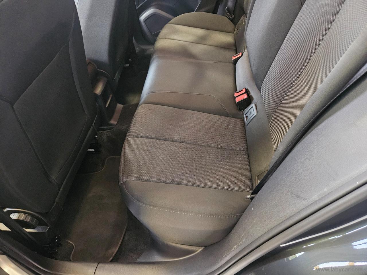 AUDI Q2 30 TDI S tronic Business