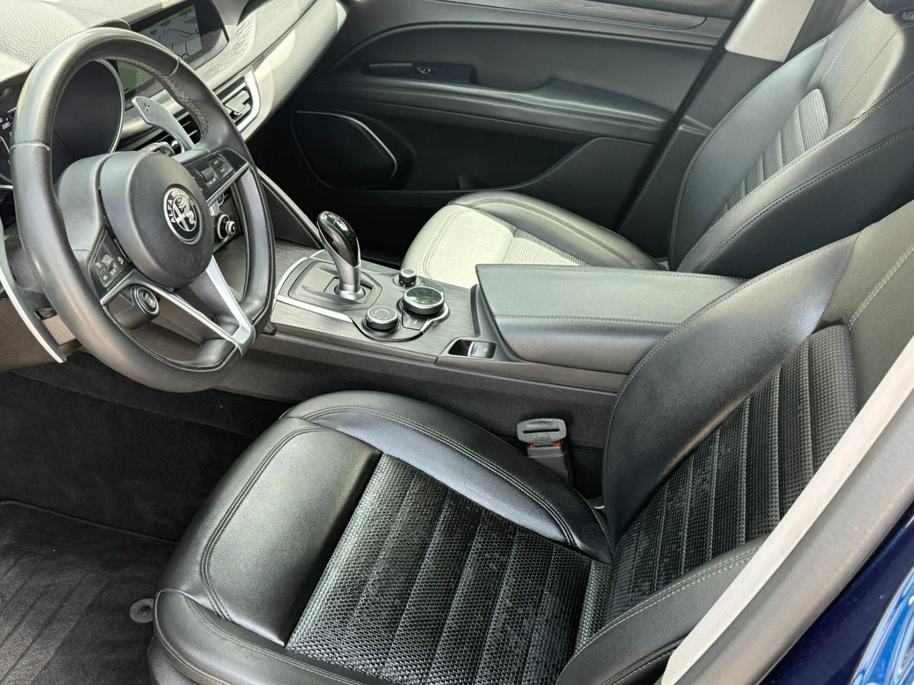 Alfa Romeo Stelvio 2.2 Turbodiesel 210 CV AT8 Q4 Executive