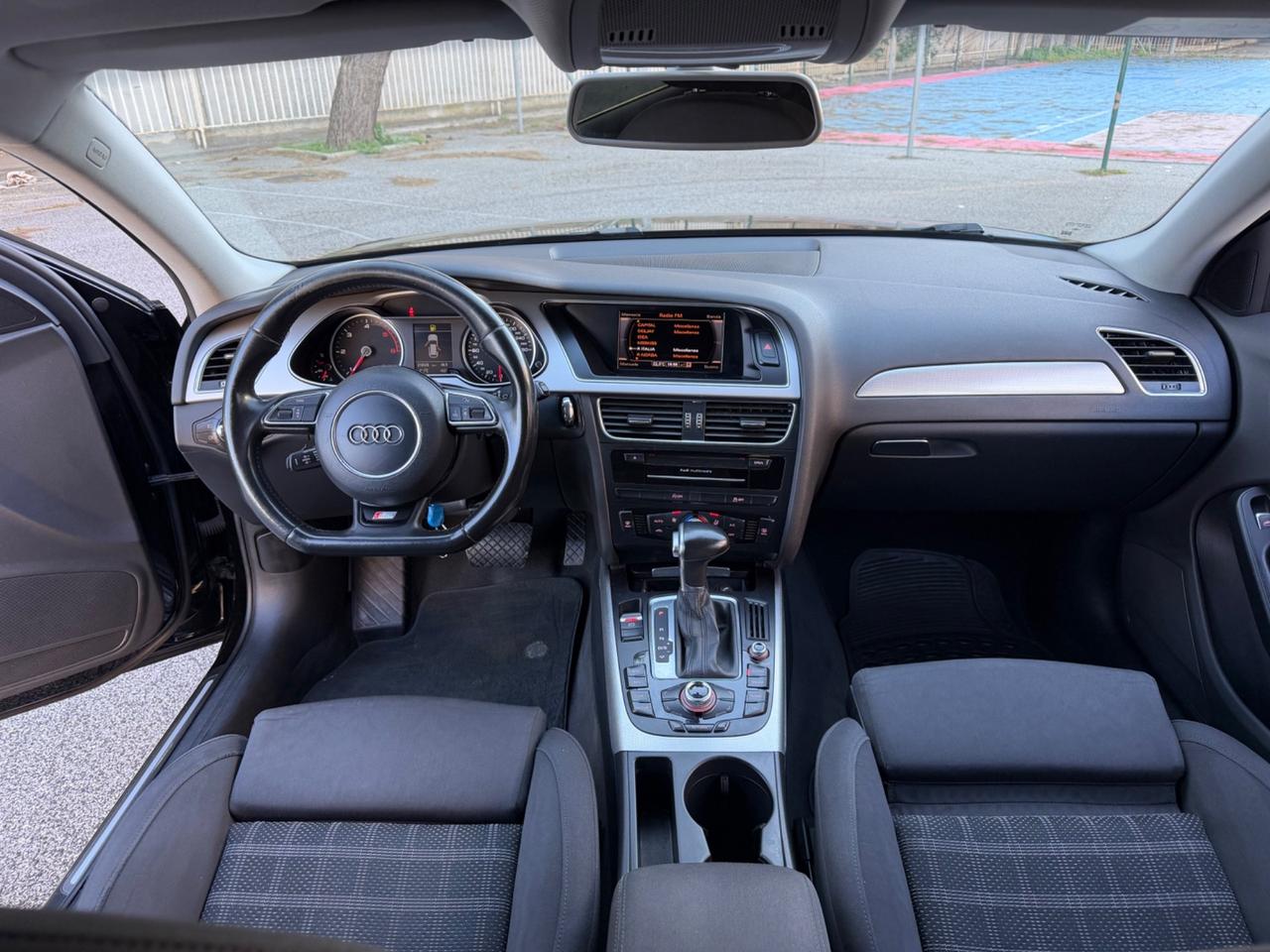 Audi A4 Avant 2.0 TDI 150 CV Sline