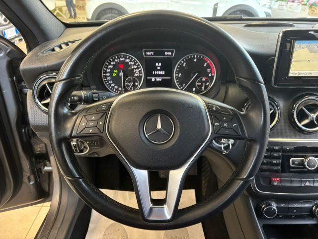 MERCEDES-BENZ A 180 CDI BlueEFF. *SEDILI RISCALDATI*NAVIGATORE*PELLE*