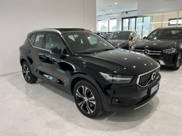 VOLVO XC40 T5 Recharge Plug-in Hybrid Inscription tetto pan.