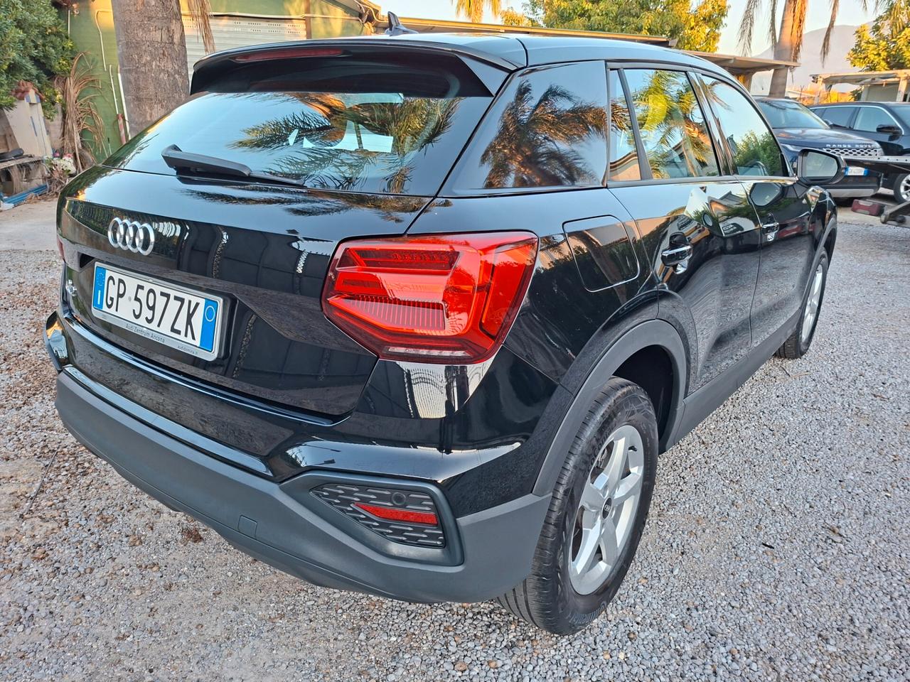 Audi Q2 30 TFSI Business