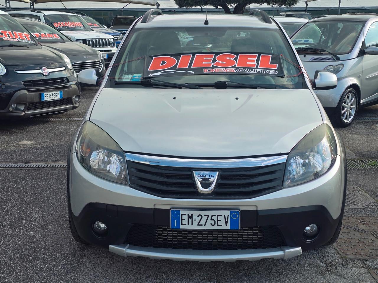 Dacia Sandero 1.5 dCi 75CV Embleme