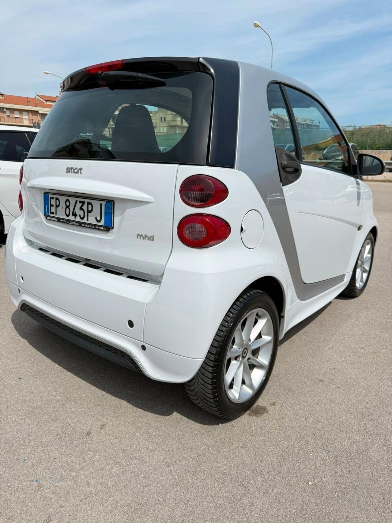 Smart ForTwo 1000 52 kW MHD coupé passion