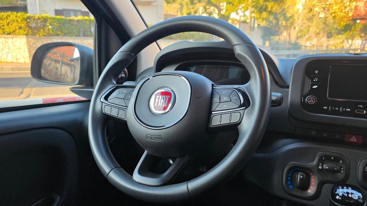 Fiat Panda 1.0 FireFly S&S Hybrid Pandina