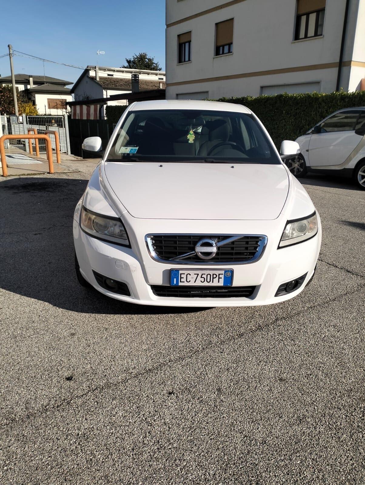 Volvo V50 DRIVe POLAR 1.6 d KM 228.000