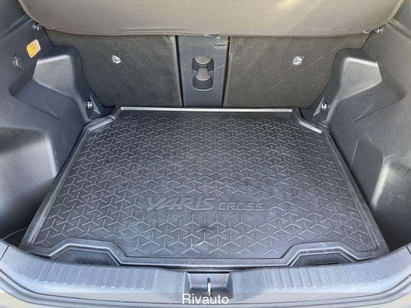 Toyota Yaris Cross 1.5H (116 CV) E-CVT Adventure AWD-i