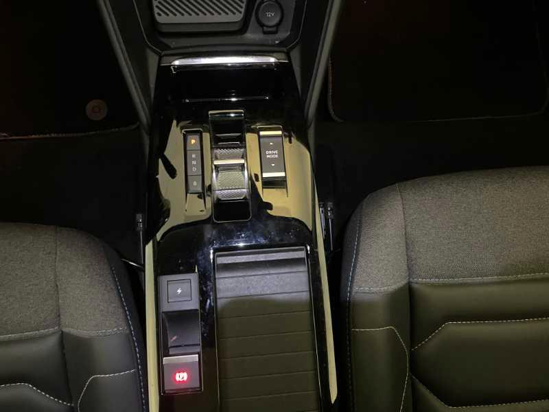 CITROEN C4 III - E-C4 100kW Shine