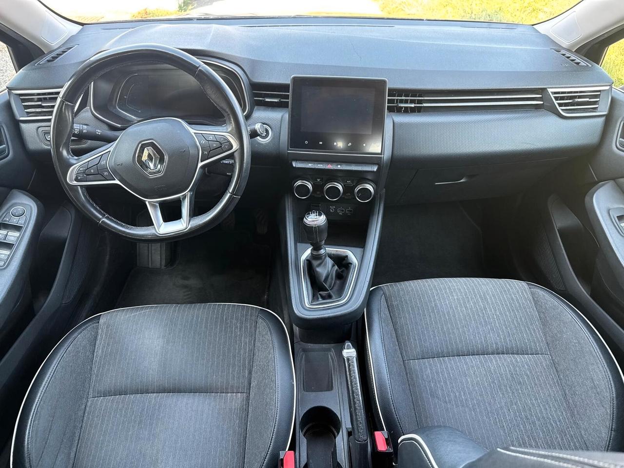 Renault Clio Blue adatta neopatentati