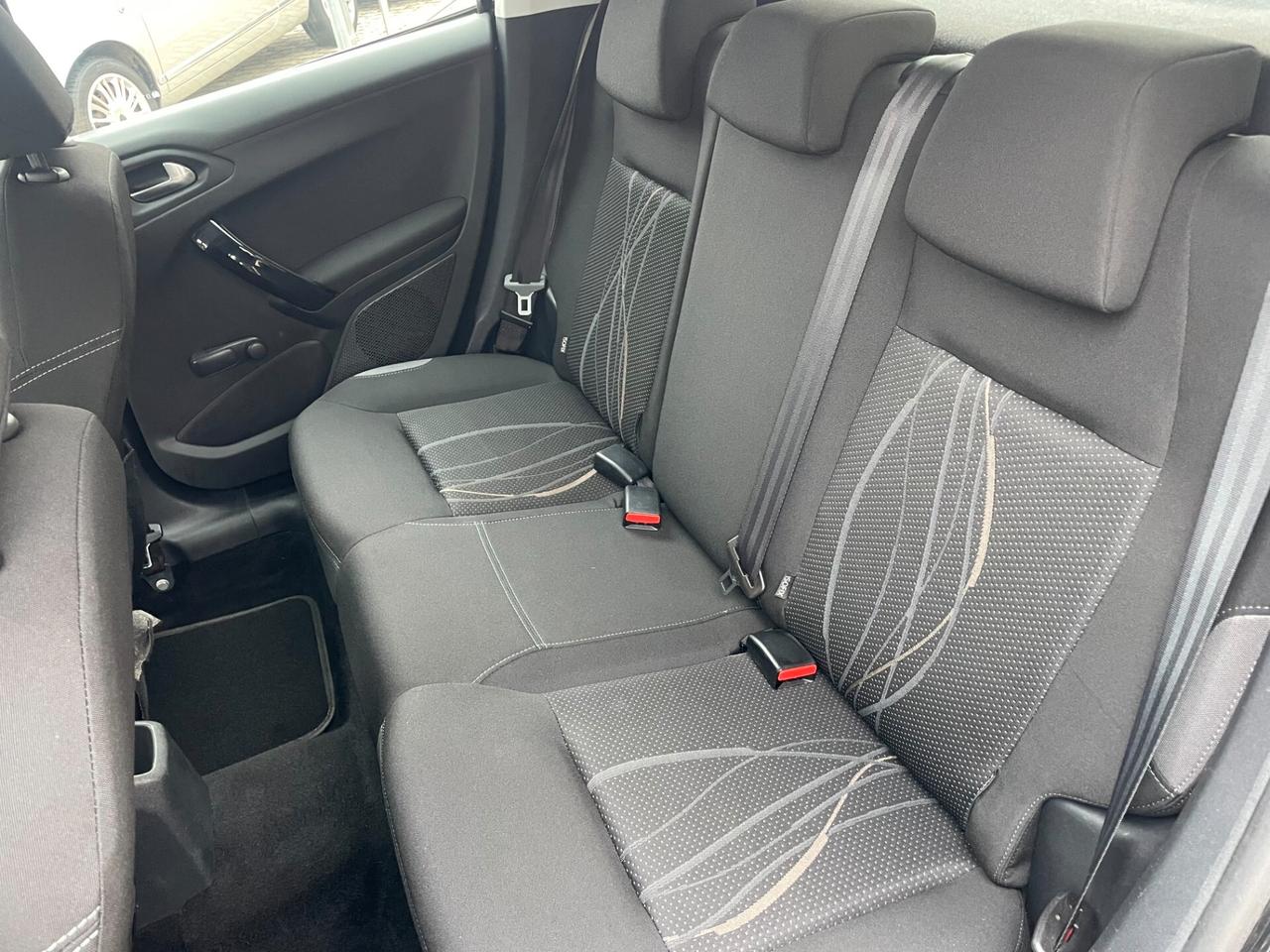 Peugeot 208 1.2 VTi 82 CV 5 porte Active IDONEA NEOPATENTATI