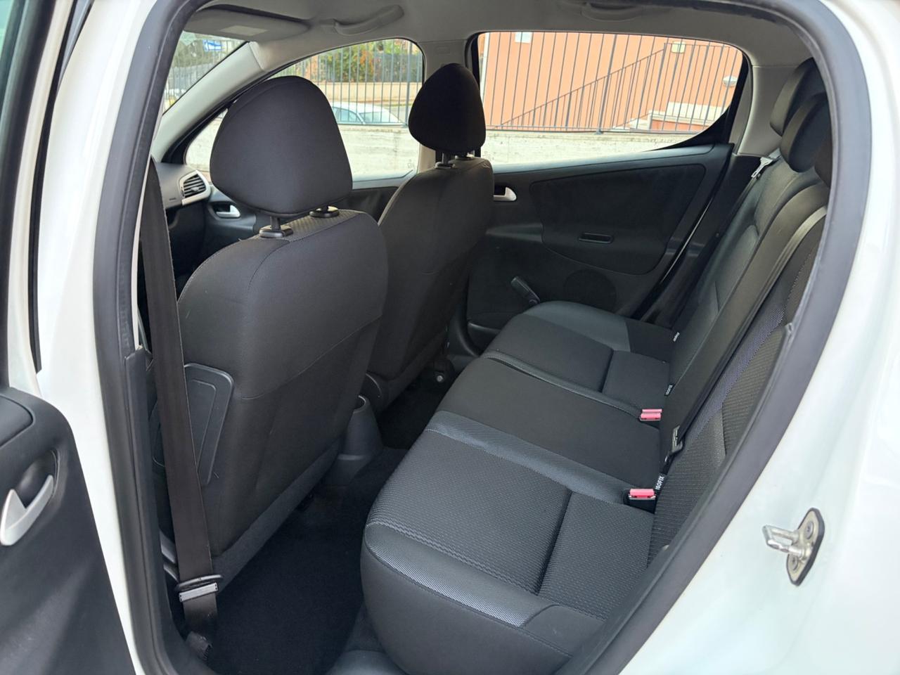 Peugeot 207 1.4 HDi ideale per neo patentati