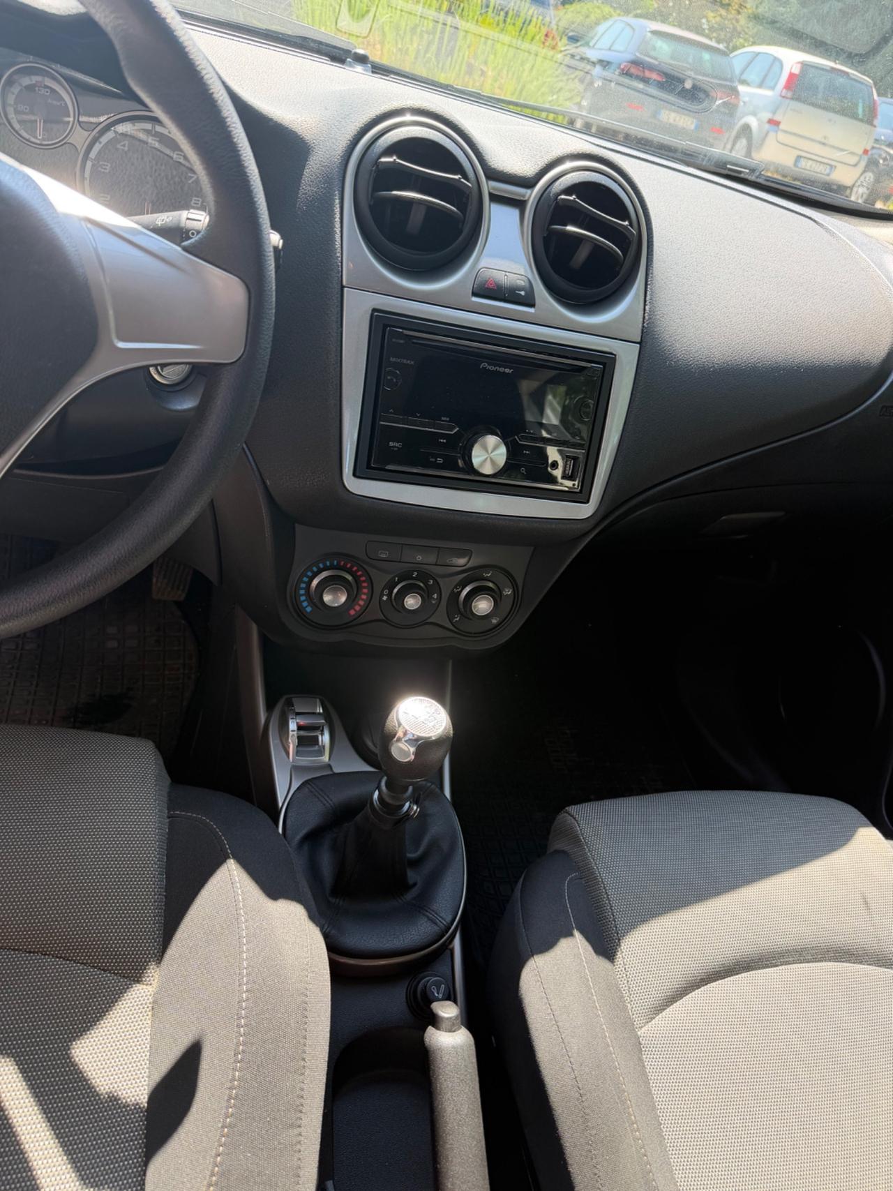 Alfa Romeo MiTo 1.4 105 CV M.air S&S Distinctive