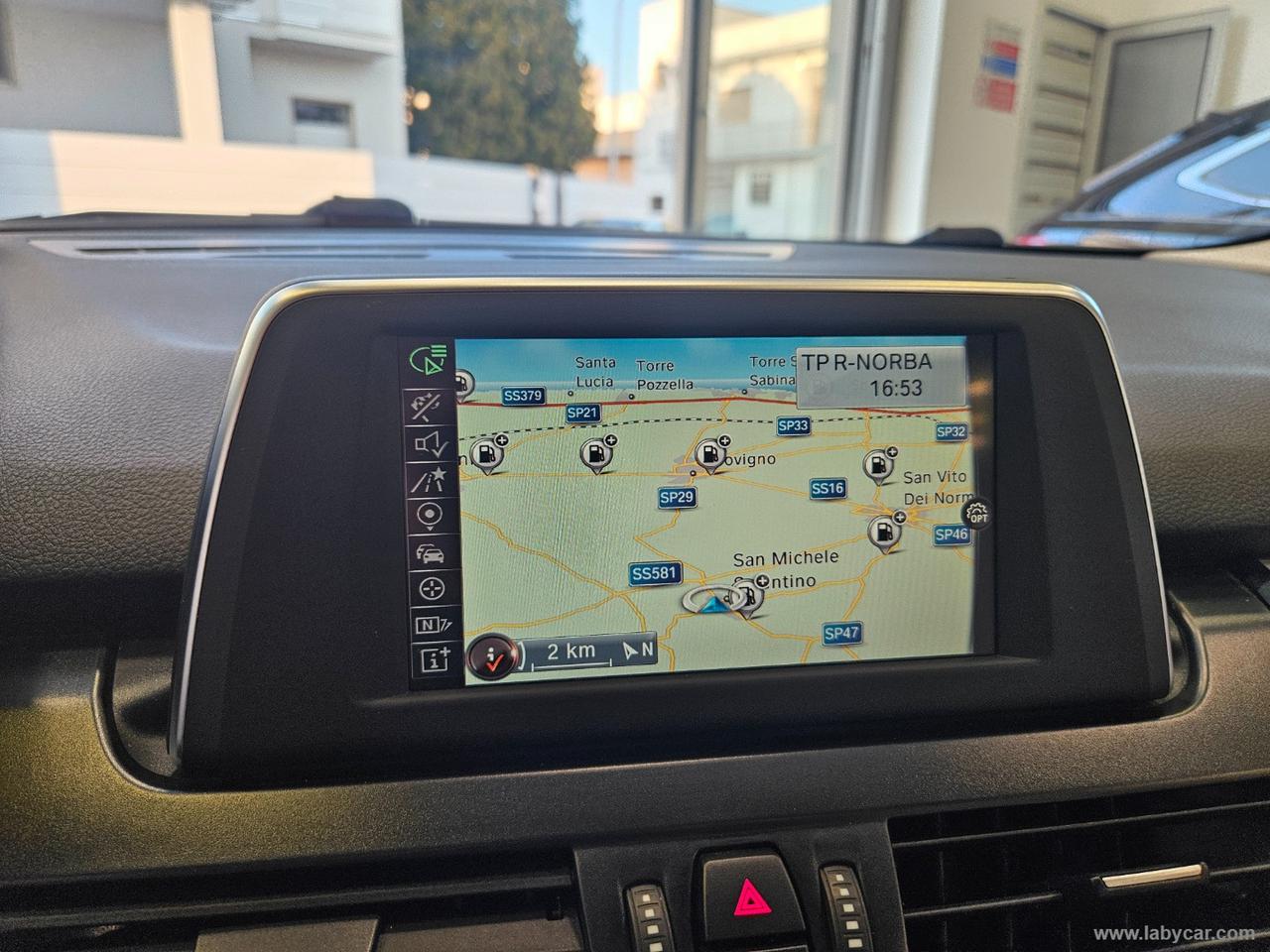 BMW 218d Active Tourer Advantage