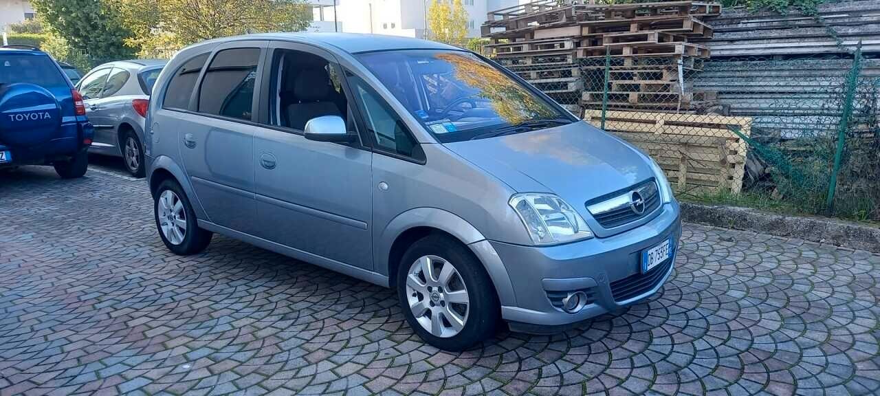 Opel Meriva 1.6 16V Cosmo benzina Km.100.00