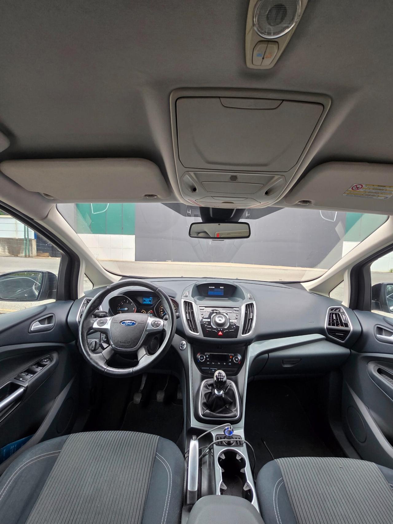 Ford C-Max Titanium