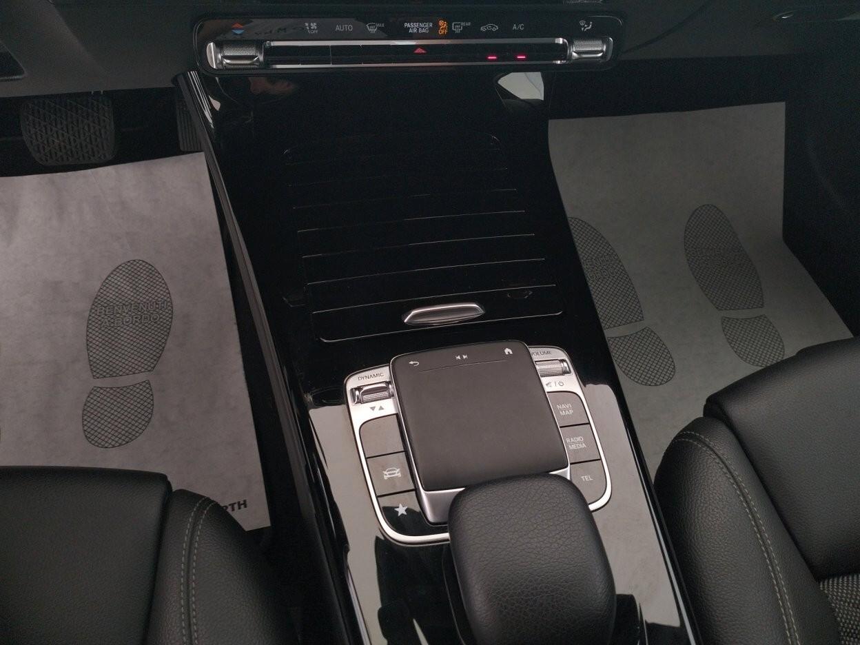 Mercedes- Benz A 180 Business auto